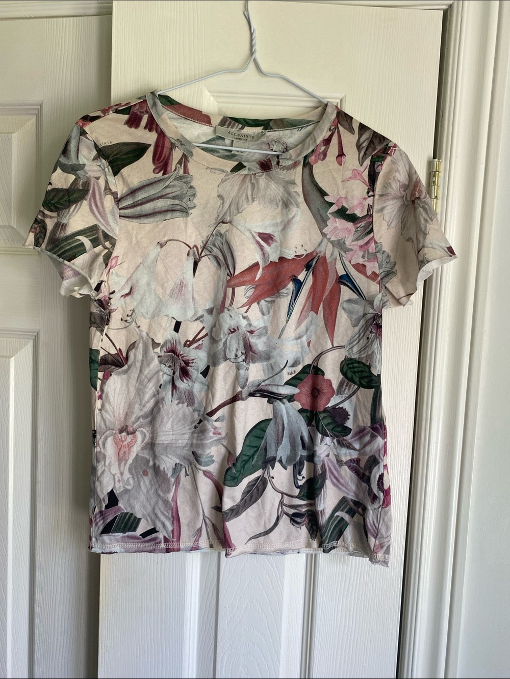 AllSaints Botanical Print women’s Slim Fit Short Sleeve Tee - White, Pink, Green